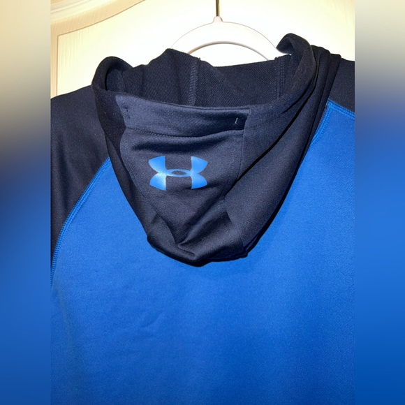Blue Men’s Under Armour Hoodie - Picture 6 of 6